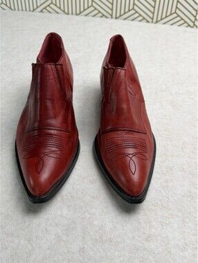 Vtg 80s The Wild Pair Red Leather Western Ankle Booties Made in Brazil Size 7B